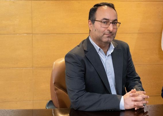 ارائه مدل غیرخطی پویا مبتنی بر ضرایب تعدیل اقتصادی برای بهینهسازی قدرالسهم شناور معادن طلا در شرایط نوسان قیمت