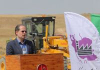 آغاز عملیات اجرائی احداث شهرک صنعتی غیردولتی نظری(چسب هل) در شهرستان هریس