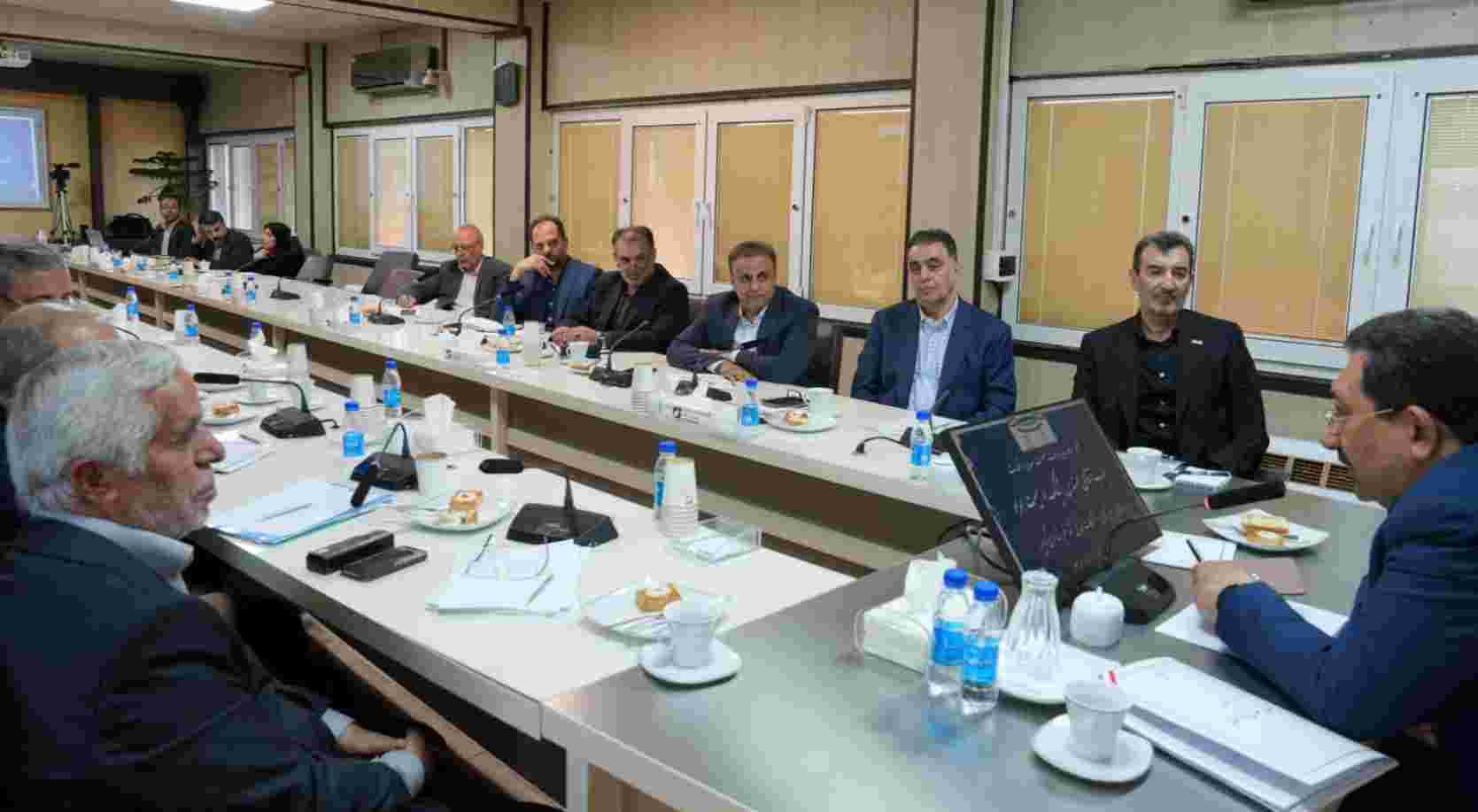 تأکید دولت چهاردهم بر جایگاه راهبردی سازمان زمینشناسی و اکتشافات معدنی کشور