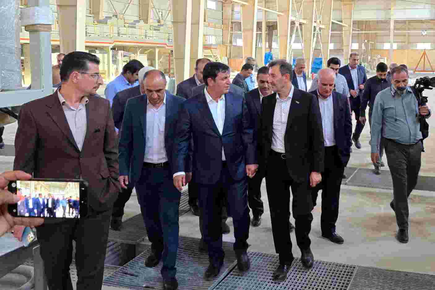 پیگیری توسعه ظرفیتهای تولیدی لرستان با همکاری دستگاههای اجرایی و بخش خصوصی