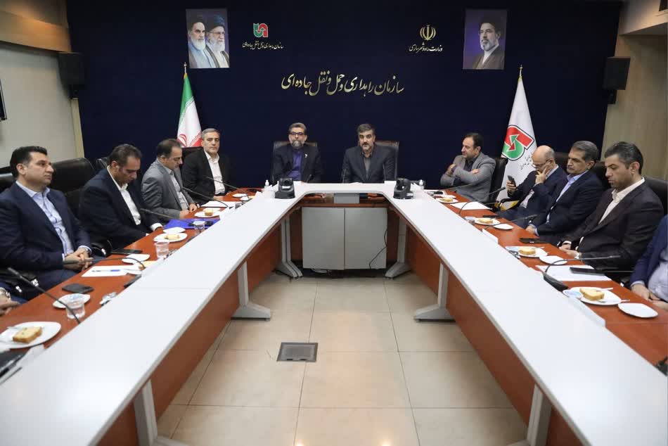 بررسی وضعیت نوسازی ناوگان اتوبوس بینشهری و چالشهای موجود در مسیر تولید