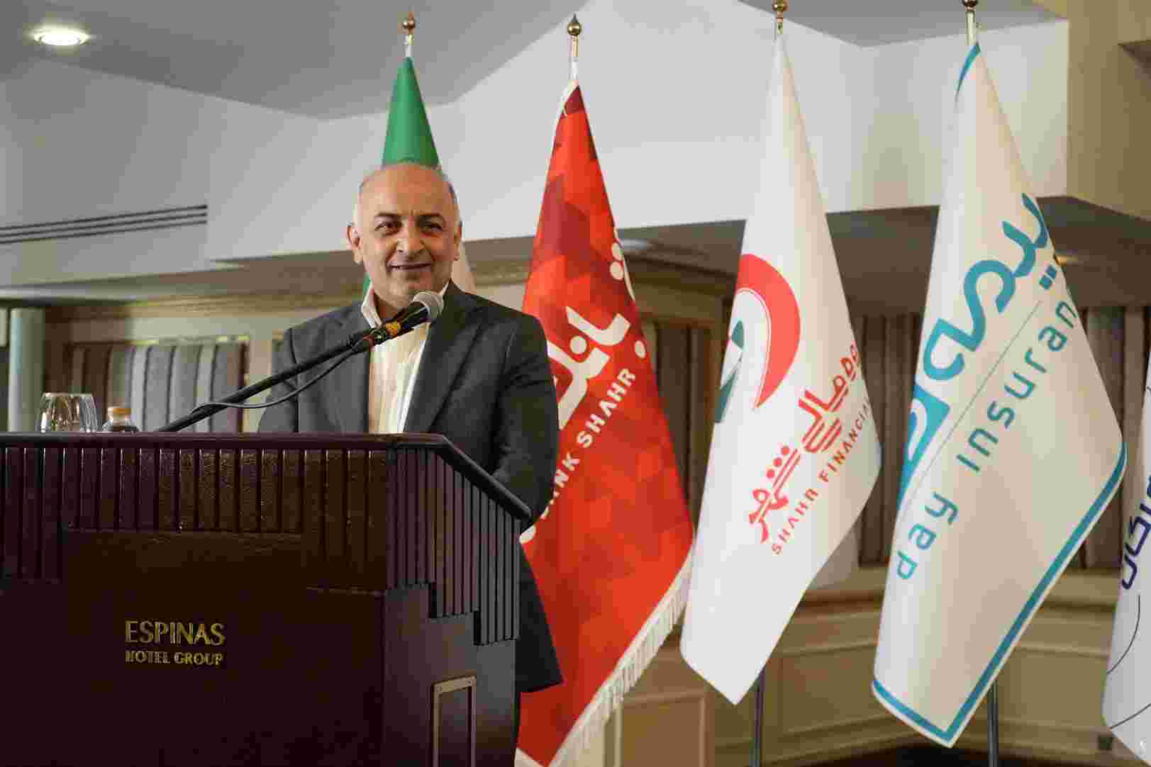 تحول در زنجیره ارزش تامین مالی کشور با ورود صنعت بیمه به حوزه «تضمین»/ مشارکت راهبردی بیمه دی در «صندوق تضمین غیر دولتی»