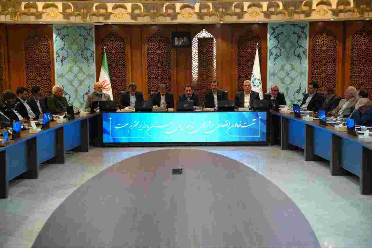 ۴۰۰ همت تسهیلات برای بنگاههای کوچک و متوسط اختصاص مییابد/ بازگشت واحدهای آسیب دیده پتروشیمی به مدار تولید